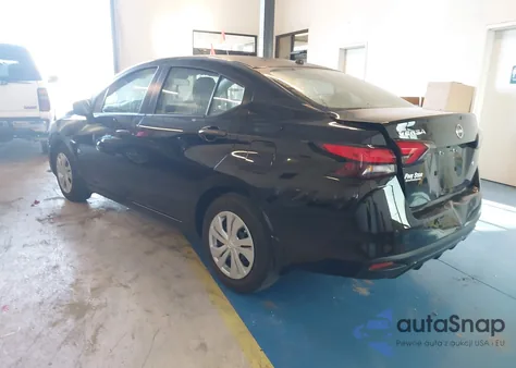 2025 Nissan Versa 1.6 S z USA, uszkodzony, nr VIN 3N1CN8DV1SL812628